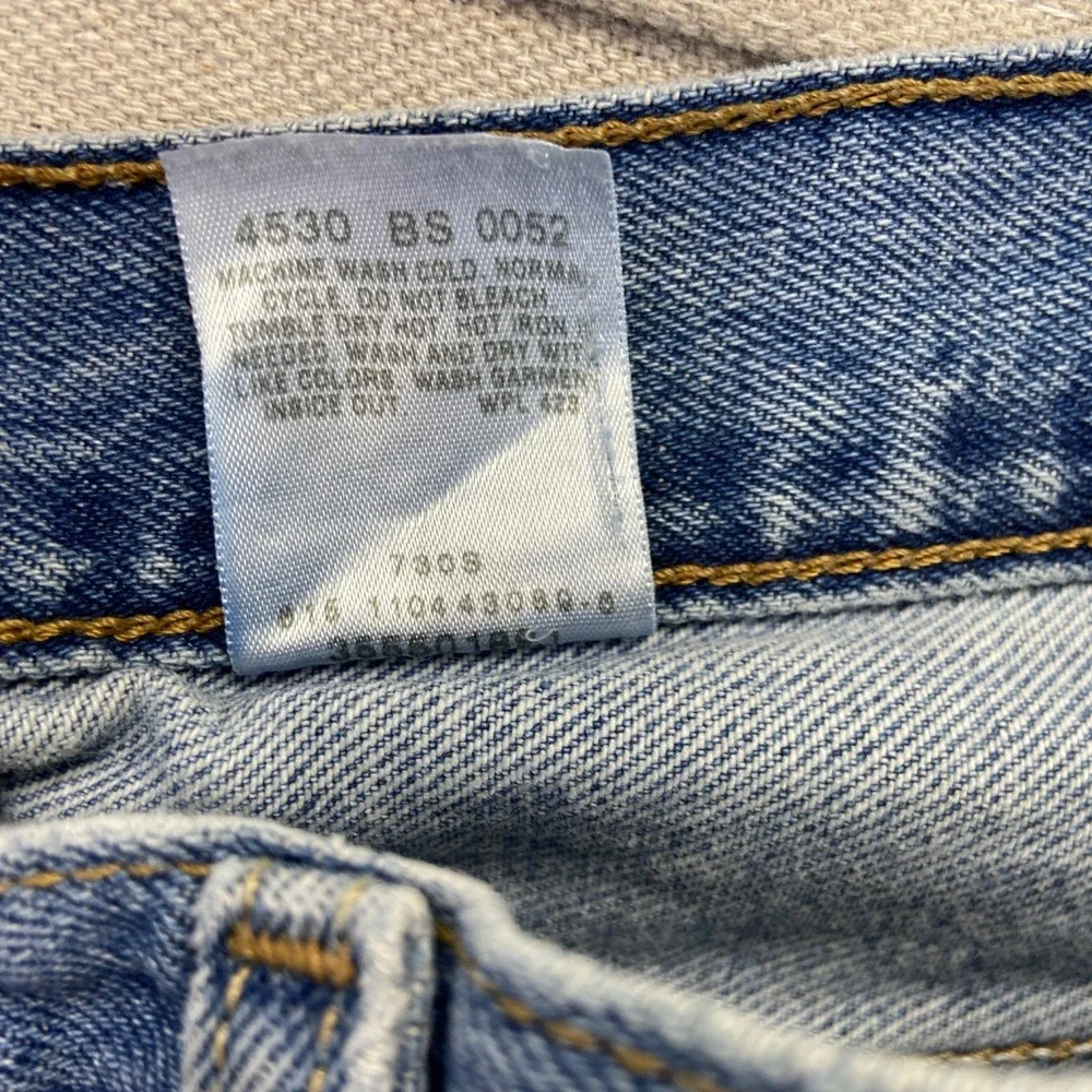 Vintage Levis 550 Shorts Mens 33 Blue Denim Blue Jean Jorts 90s Distressed